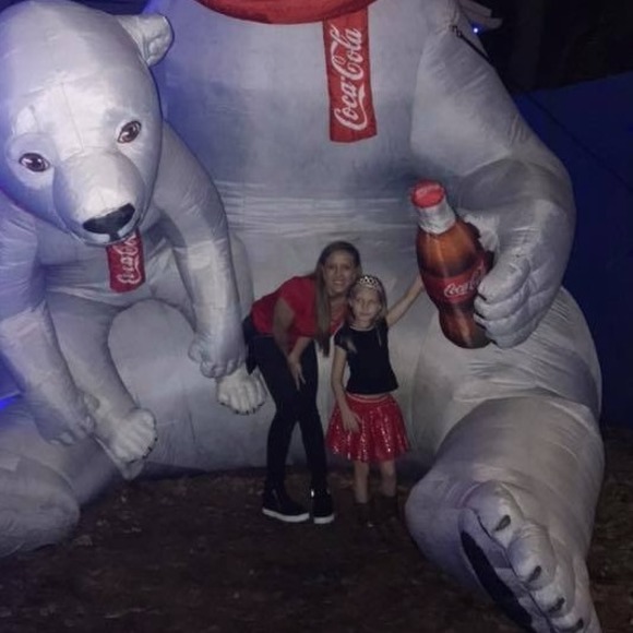 Meet your Posher, Roxy - Picture 1 of 1